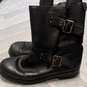 UGG motorcycle boots with lining.